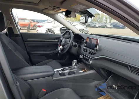 2019 Nissan Altima 2.5 Sv from USA, damaged, VIN 1N4BL4DW0KN305595